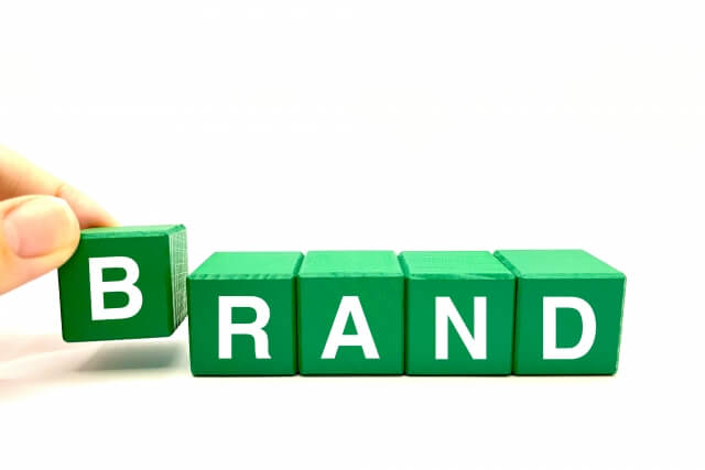 企業ロゴステッカーを活用する方法